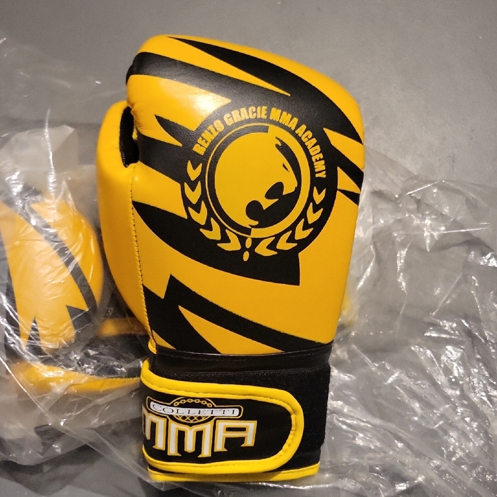 Renzo Gracie MMA Yellow and Black Boxing Gloves 6 oz